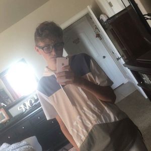 Meet your Posher, Dylan